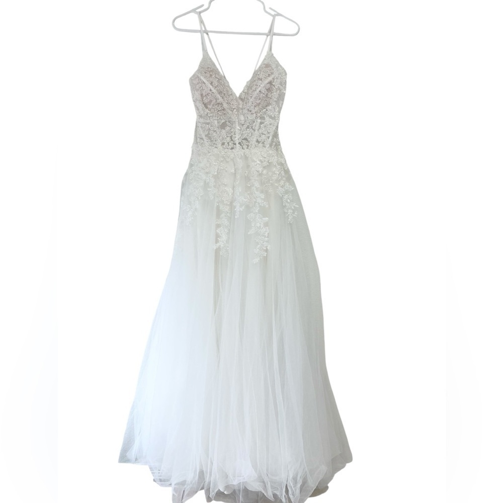 Lulus Luxury White Sheer Tulle Embroidered Beaded Bridal Gown Size Large NWT - Picture 6 of 17